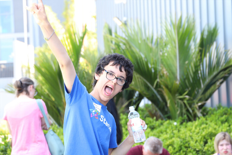 fist-pump