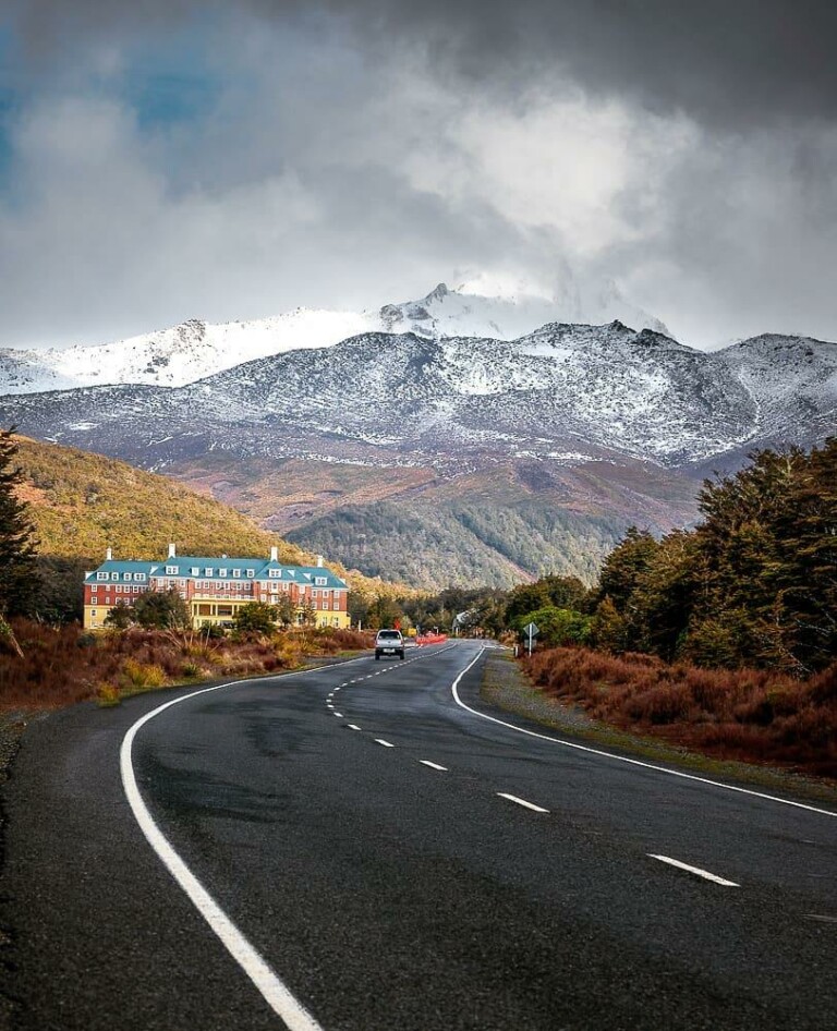 NZ Tourism Guide Chateau Tongariro